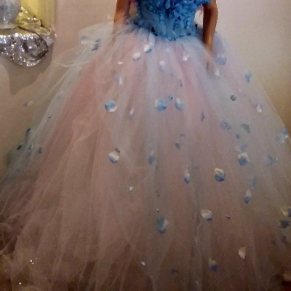 SAMPLE GOWN SET ONLY - PRUDENCE Blue Bloom Pink Feather Wedding Ballgown Set - Picture 2 of 9